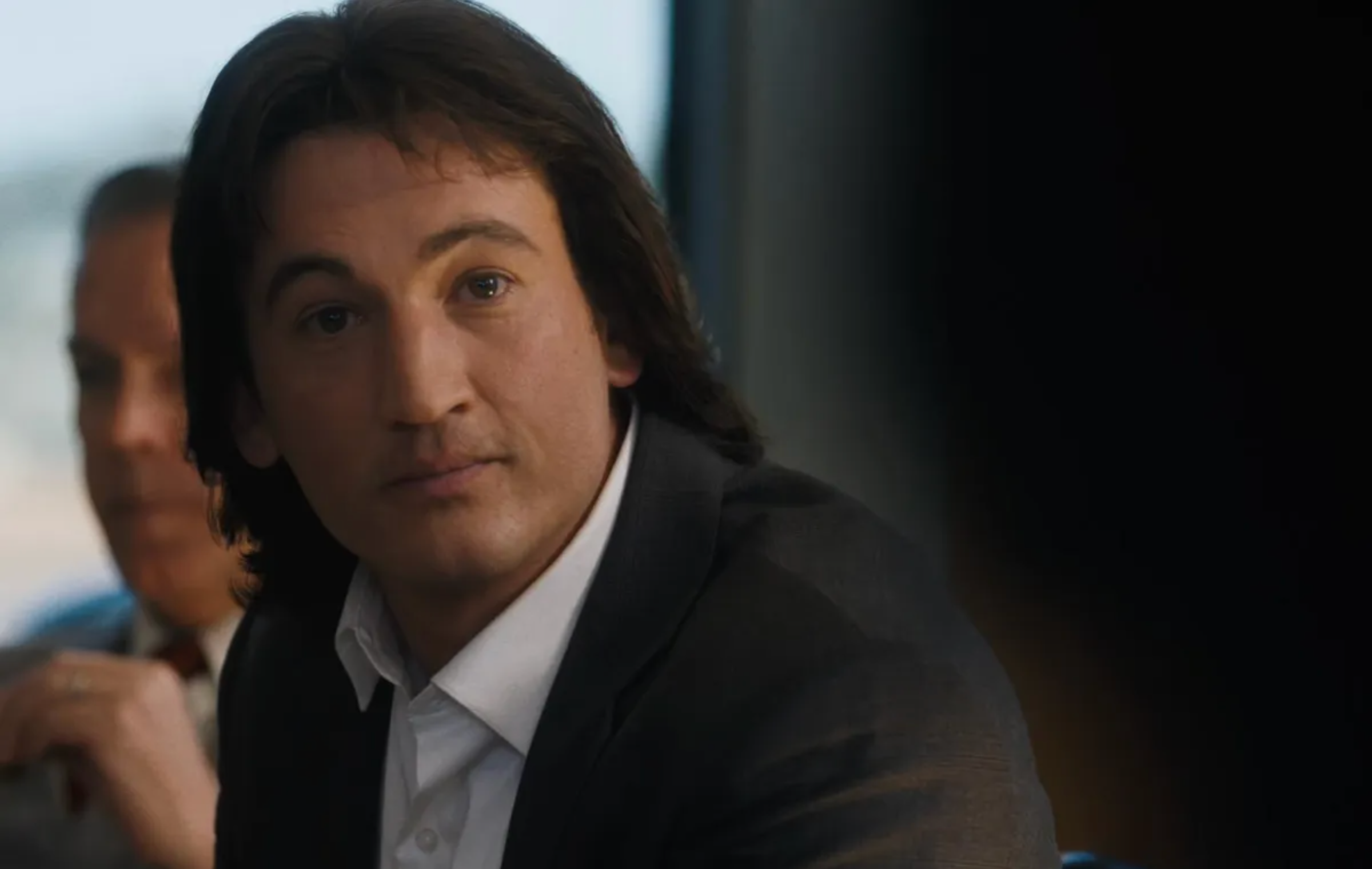 Miles teller parla della trasformazione virale nel biopic su michael jackson Miles teller parla della trasformazione virale nel biopic su michael jackson