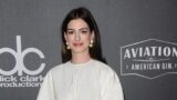 Film di anne hathaway tratto da colleen hoover dark e avvincente