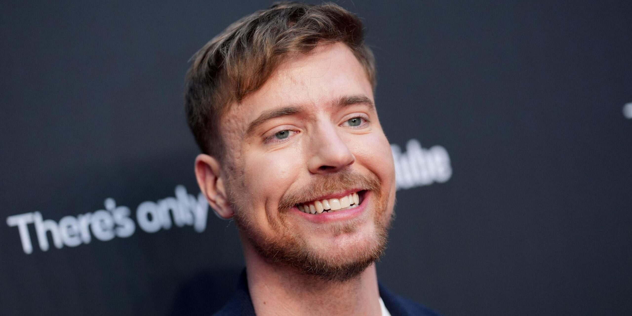 Mr beast protagonista della parodia di disney bello e la bestia in sni l Mr beast protagonista della parodia di disney bello e la bestia in sni l