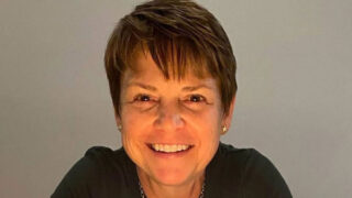 Attrice investita e uccisa mentre attraversa la strada scena scioccante