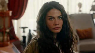 Io sono farah anticipazioni 23 dicembre paura di rimpatrio