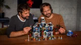 Stranger things 5 lego rivela la casa dei creel set icons 11370 con vecna e 12 minifigure