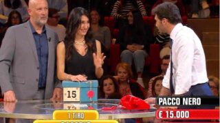 Affari tuoi finale con sorpresa per Elena scopri cosa succede