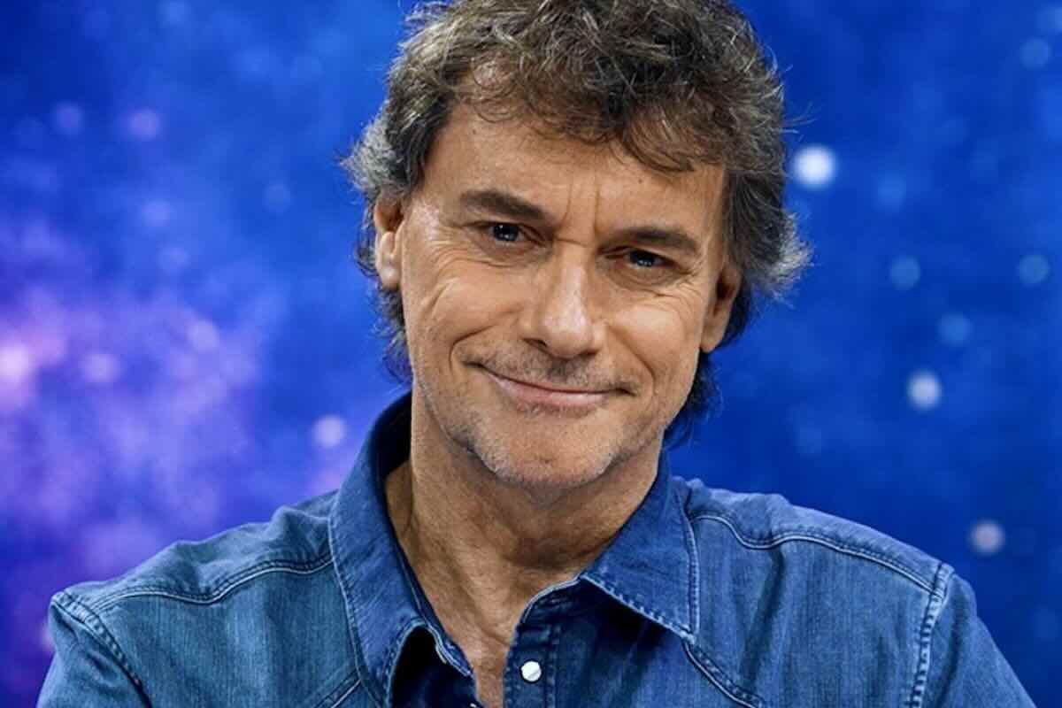 Alberto angela curiosità sorprendentiche forse non conosci sul rapimento, la scuola, i figli e la moglie Alberto angela curiosità sorprendentiche forse non conosci sul rapimento, la scuola, i figli e la moglie