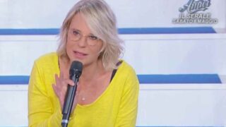 Uomini e donne anticipazioni tronista vicino alla scelta ma corteggiatore dice no