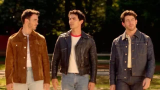 Camp rock 3 teaser trailer dei jonas brothers il ritorno delle star della musica