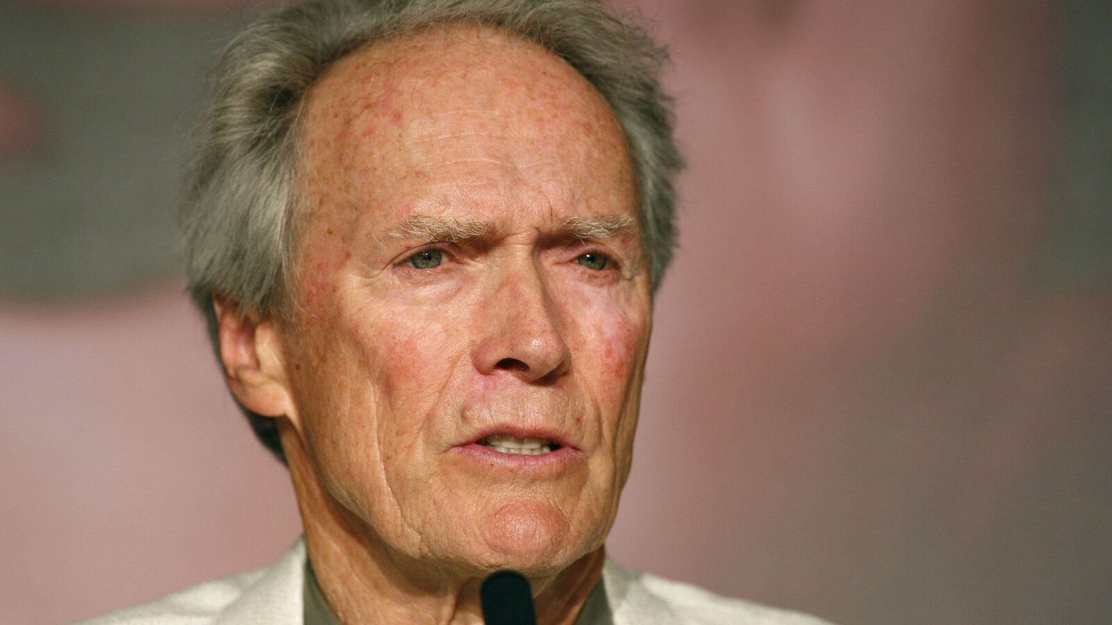 Clint eastwood e il regista gotico per un western soprannaturale che non è mai stato realizzato Clint eastwood e il regista gotico per un western soprannaturale che non è mai stato realizzato