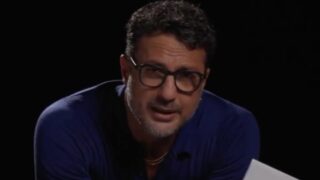 Fabrizio corona e alfonso signorini: battaglia legale in corso e il servizio fotografico non pubblicato su chi