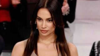 Perché francesca toccha ha abbandonato amici