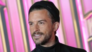 Jonathan Bailey il protagonista del botteghino nel 2025 ma tre attori sfidano per il trono nel 2026