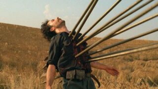 Film italiano sulla memoria della guerra più audace e poetico dopo 40 anni