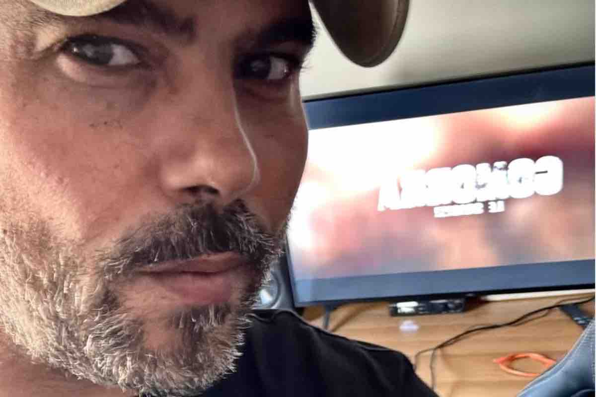 Marco D’amore dalla serie immortale a Gomorra i retroscena più divertenti del regista video Marco D’amore dalla serie immortale a Gomorra i retroscena più divertenti del regista video