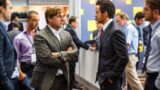 The big short recensione: un avvincente thriller finanziario nonostante i difetti comici