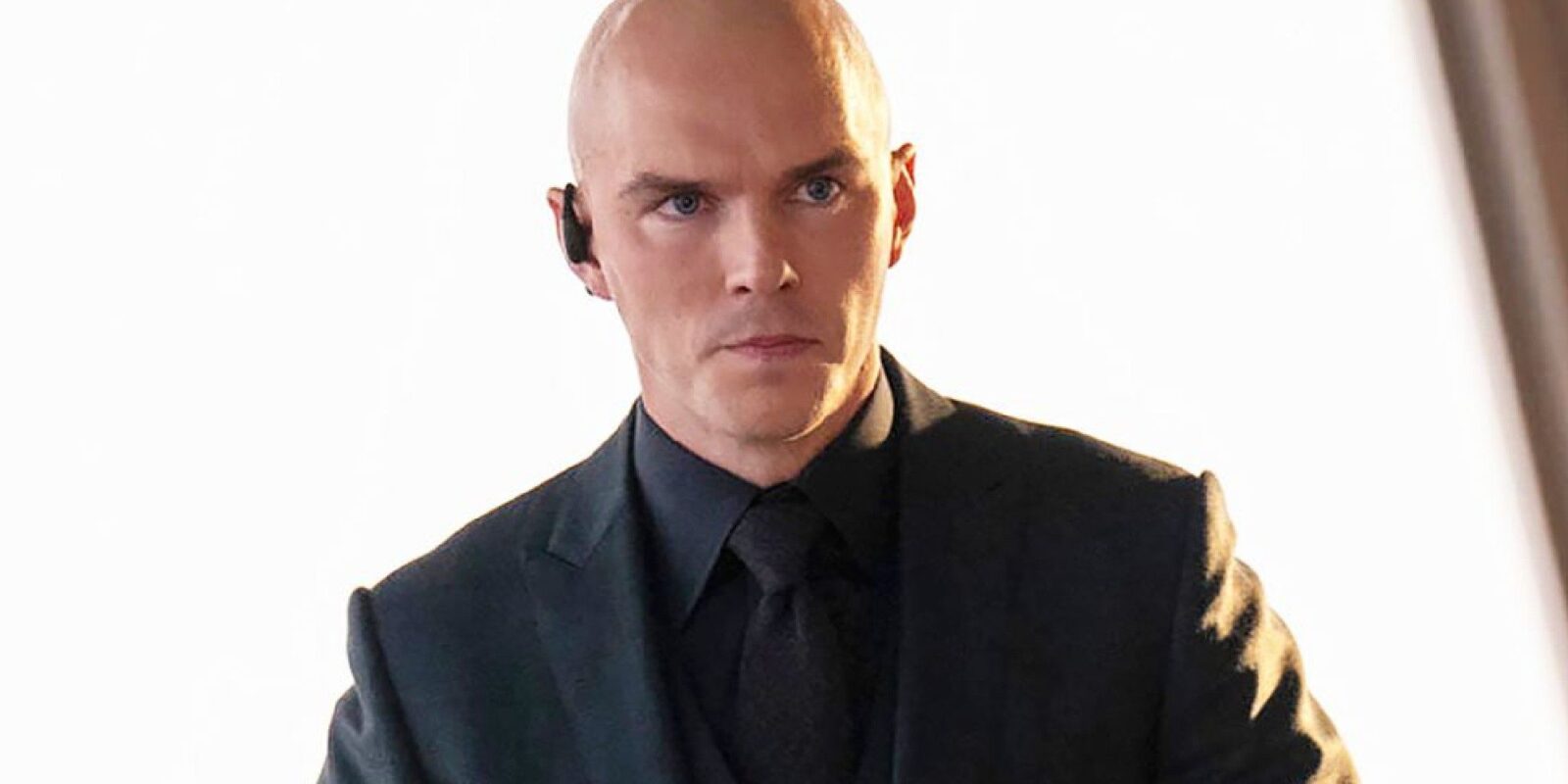 Nicholas hoult annuncia l inizio delle riprese del sequel di superman dopo aver letto il copione di man of tomorrow