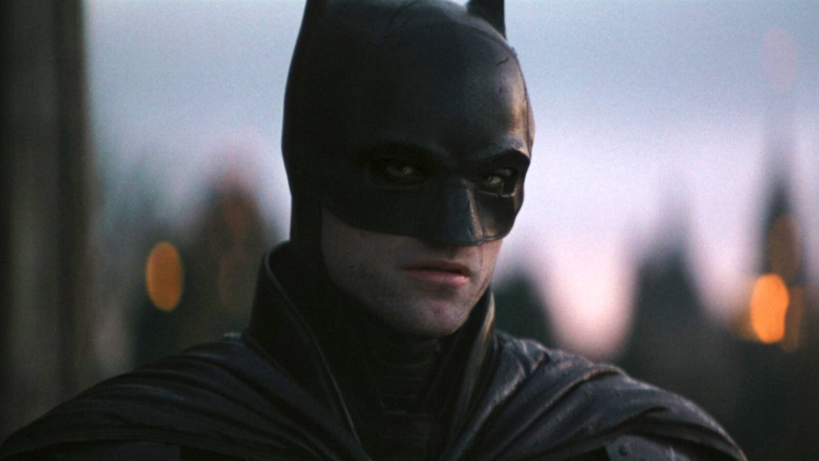 La scelta preferita dei fan di DCU Bruce Wayne già chiamato batman per strada