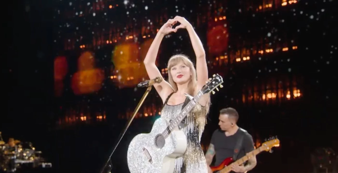 taylor swift eras tour il trailer del concerto finale da Jumptheshark.it taylor swift eras tour il trailer del concerto finale