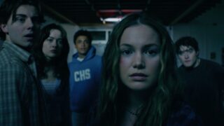 Prime immagini sanguinolente del film zombie apocalisse