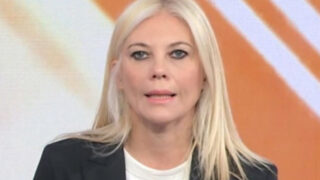 Eleonora daniele annuncia in diretta la morte di un personaggio pubblico