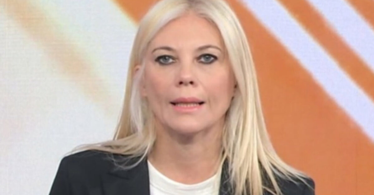 Eleonora daniele annuncia in diretta la morte di un personaggio pubblico
