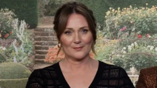Ruth gemmell chi è lady violet bridgerton età e carriera