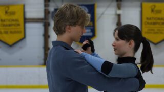 Dramma adolescenziale netflix conquista gli spettatori con una serie da binge irresistibile