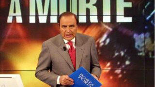 Bruno vespa imita se stesso per i 30 anni di porta a porta siparietto fiorello radio 2 video