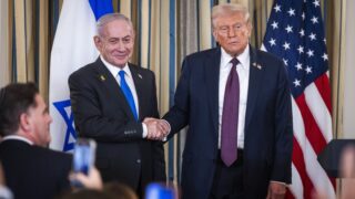 Netanyahu ricercato per crimini di guerra internazionali entra nel consiglio della pace di trump