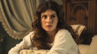 Serie rom com con la star di people we meet on vacation a 95% rotten tomatoes da guardare questo weekend