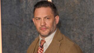 Tom hardy film di fantascienza controverso con punteggio rt 58% vale la pena vederlo