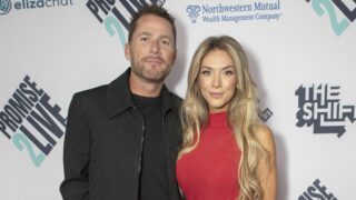 Allison holker fidanzata tre anni dopo la morte del marito stephen boss