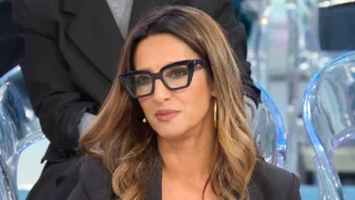 Elisabetta gigante chi è la nuova dama del trono over di uomini e donne