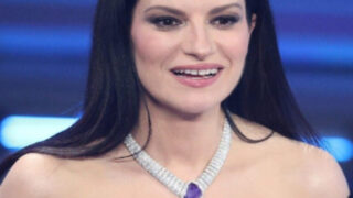 Collana laura pausini sanremo 2026 valore e lavorazione