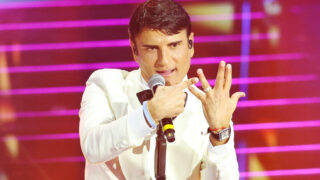 Sal da vinci anello protagonista sanremo 2026 prezzo da capogiro significato prezioso