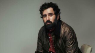 Tommaso paradiso sanremo 2026 svela dove tiene i premi vinti