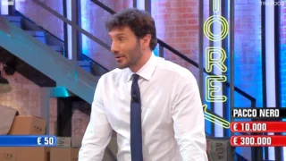 Affari tuoi quanto hanno vinto stasera 16 febbraio 2026