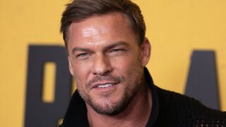 Reacher il romanzo preferito di alan ritchson sarebbe il perfetto addio per la sua ultima stagione