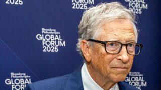 Bill gates nega coinvolgimento nello scandalo epstein tra rivelazioni via email