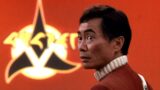 George takei sostiene il primo personaggio klingon gay di star trek e l attore che lo interpreta