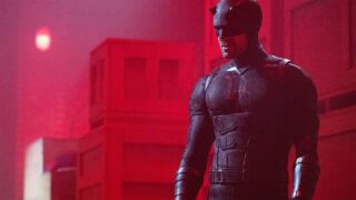 Daredevil born again stagione 2 salto temporale rivelato dopo che kingpin ha dichiarato la legge marziale