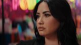 Demi lovato torna al cinema nel primo ruolo in 6 anni nel trailer tow trailer di rose byrne