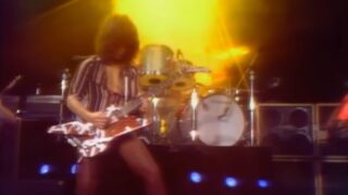 Album di debutto dei van halen compie 48 anni come pietra miliare del rock