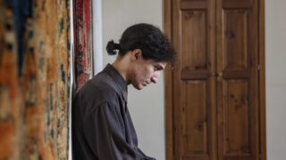 Franco battiato il lungo viaggio film in tv su rai 1 il 1 marzo 2026