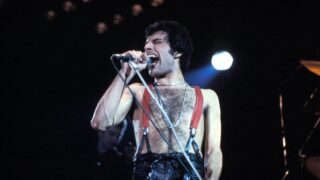Freddie mercury: la performance più vulnerabile e la vera storia di love of my life dei queen