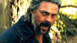 Franchise di azione netflix di chris hemsworth ha avuto un grande impatto sul  film di azione piratesco di karl urban vietato ai minori
