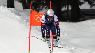 Lindsey von recupero doloroso dopo un incidente olimpico nello sci
