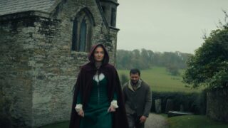 Sophie turner viene messa in guardia contro kit harington nel clip spaventoso