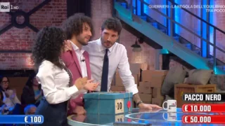 Quanto hanno vinto ad affari tuoi stasera 23 marzo 2026