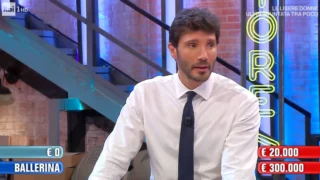 Quanto hanno vinto ad affari tuoi stasera 24 marzo 2026