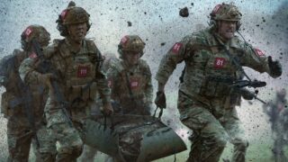 War machine spiegazione della fine: l’origine del robot assassino apre a un sequel