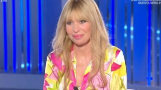 Grande fratello vip video della doccia di alessandra mussolini diventa virale